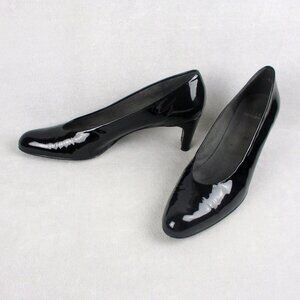 Stuart Weitzman Black Patent Leather Mid Heel Pump Size 9 Made in Spain